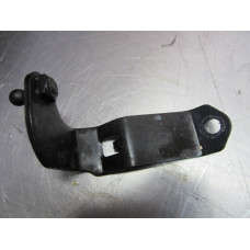 22Z027 Engine Cover Bracket For 08-10 Audi TT  2.0 06D103941A